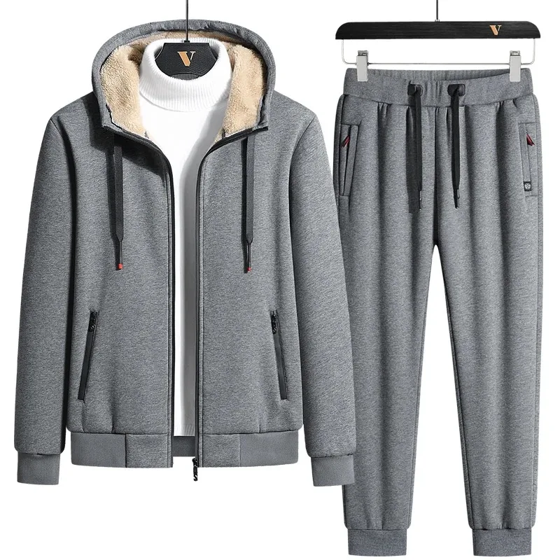 New Arrived 2024  Tracksuit Men Warm Tracksuits Winter Velvet Thick Two Pieces Set  Fleece Mens Track Suit Jacket+Pants