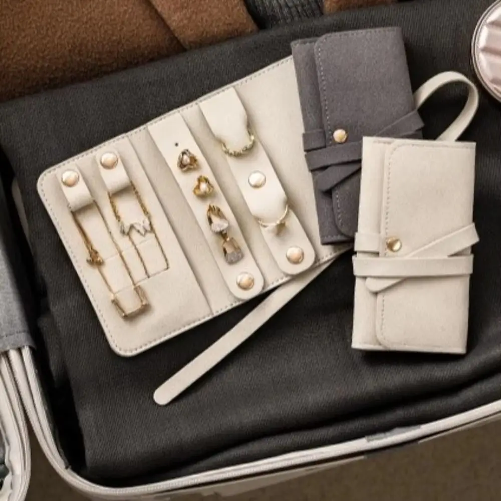 Versatile PU Leather Jewelry Roll Bag Roll Up Design Lightweight Portable Jewelry Pouch Foldable Compact Ring Holder Travel Use