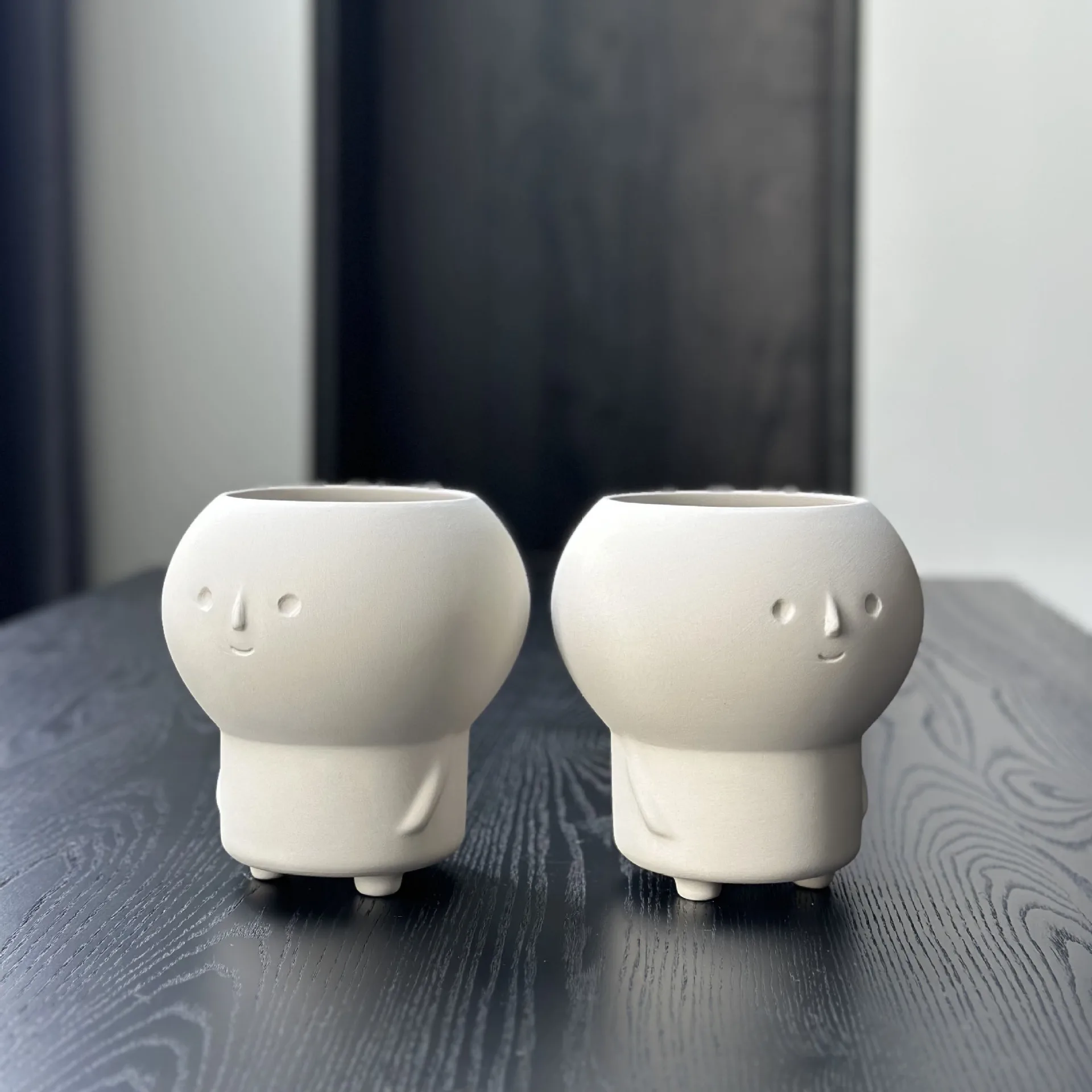 Small White Ceramic Elevated Pot, Simple Indoor Plant Container for Tabletop, Cozy Home Decor