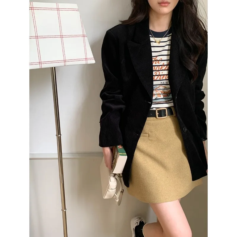 

Осенний свободный повседневный вельветовый пиджак с двойным карманом