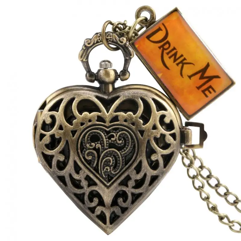 Bronzo antico a tema amore a forma di cuore cassa vuota Design collana orologio da tasca al quarzo ciondolo a catena con accessorio per Tag Drink Me