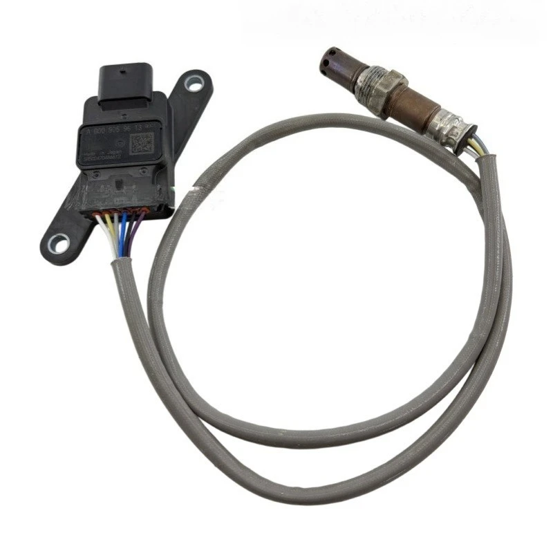 NOX Sensor Suitable For Mercedes-Benz A0009059613 Auto Replacement Accessory