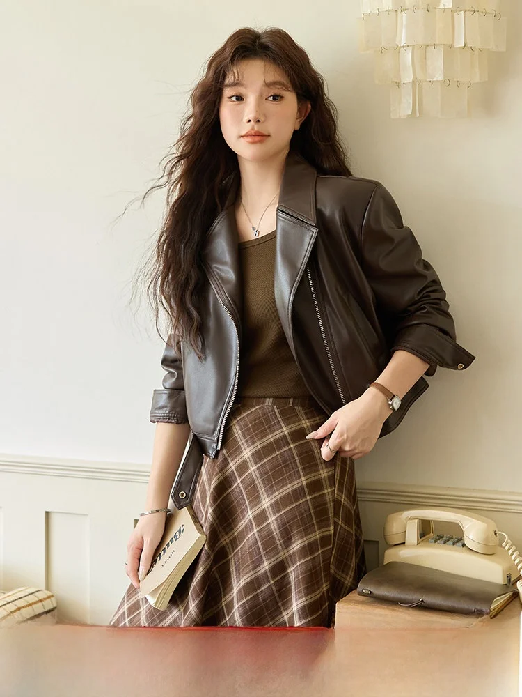 

Модный кожаный комплект из куртки и юбки больших размеров для женщин, осенний повседневный наряд из полиэфирного волокна