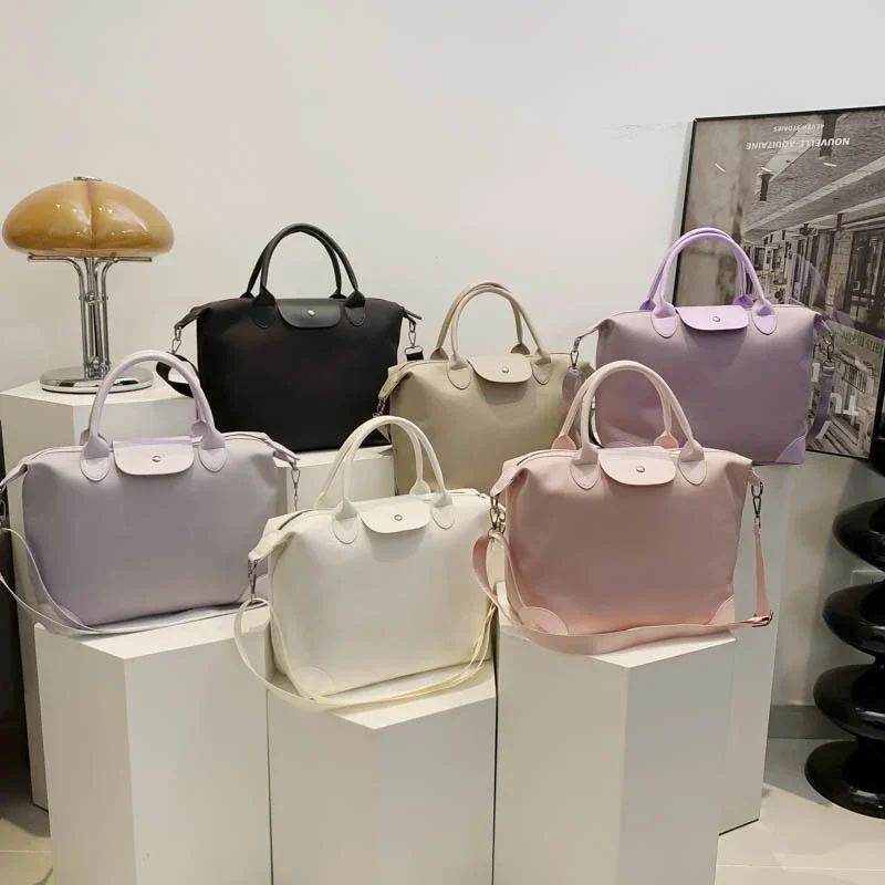 Sac de voyage en PU solide de grande capacité pour femmes, fermeture éclair, sacs initiés polyvalents, sacs à main simples, offre spéciale, 2024