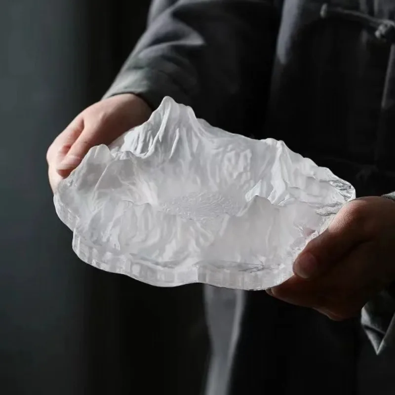 Light luxury snow mountain glazed ashtray household glass volcano glacier cigar tank bar office decoration wholesale