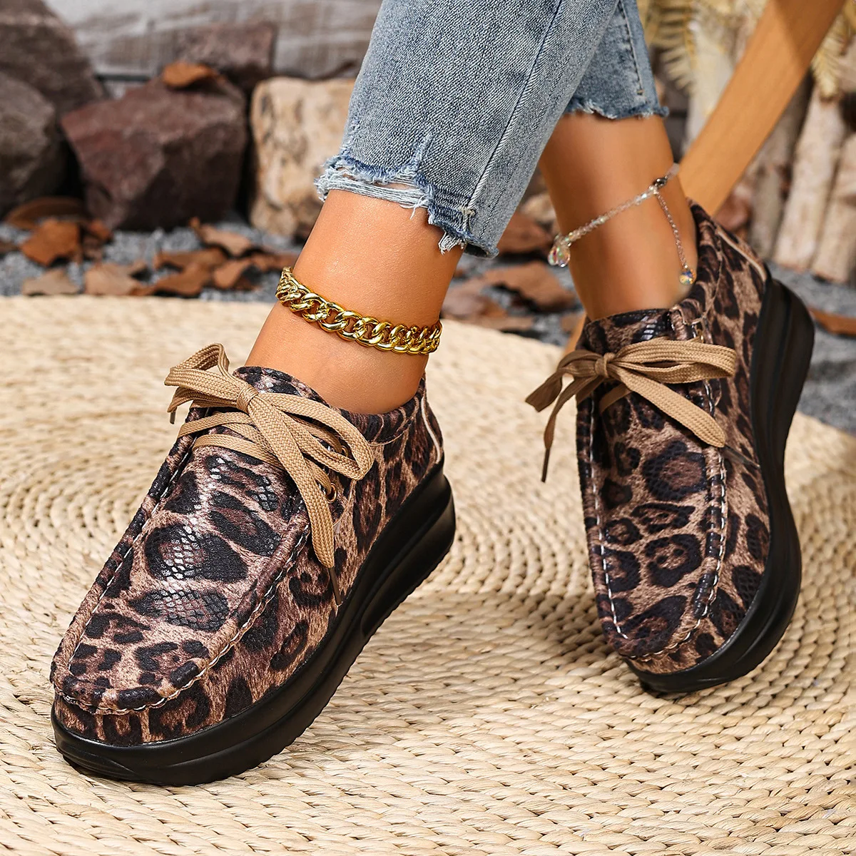 Plus Size Snake Print Lace Up Loafers for Women Autumn Winter British Style Fashion Comfortable Non-slip Platform Wedges Shoes