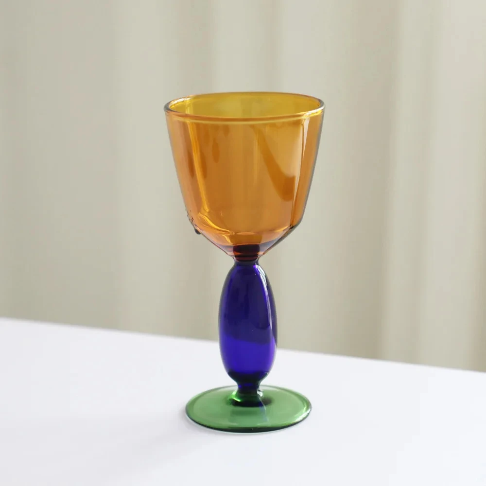 

Creative Colored Goblet Wine Glasses High Borosilicate Reusable Mango Handle Cocktail Glass Stained Multicolor Martini Cup