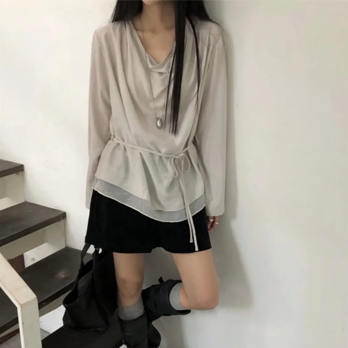 Ele Waist-Cinching irt Loose Fit Polyester Fiber Long Sve Women's Top Lazy Sle Bow-Tied Faionable Top