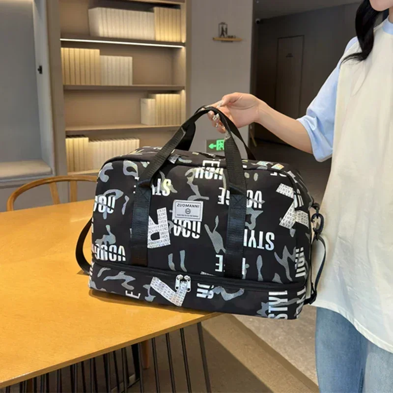 Chic Letter Print Large Capacity Gym Bag With Shoe Compartment Versatile Travel Duffle Dry/Wet Separation Shoulder Crossbody Bag