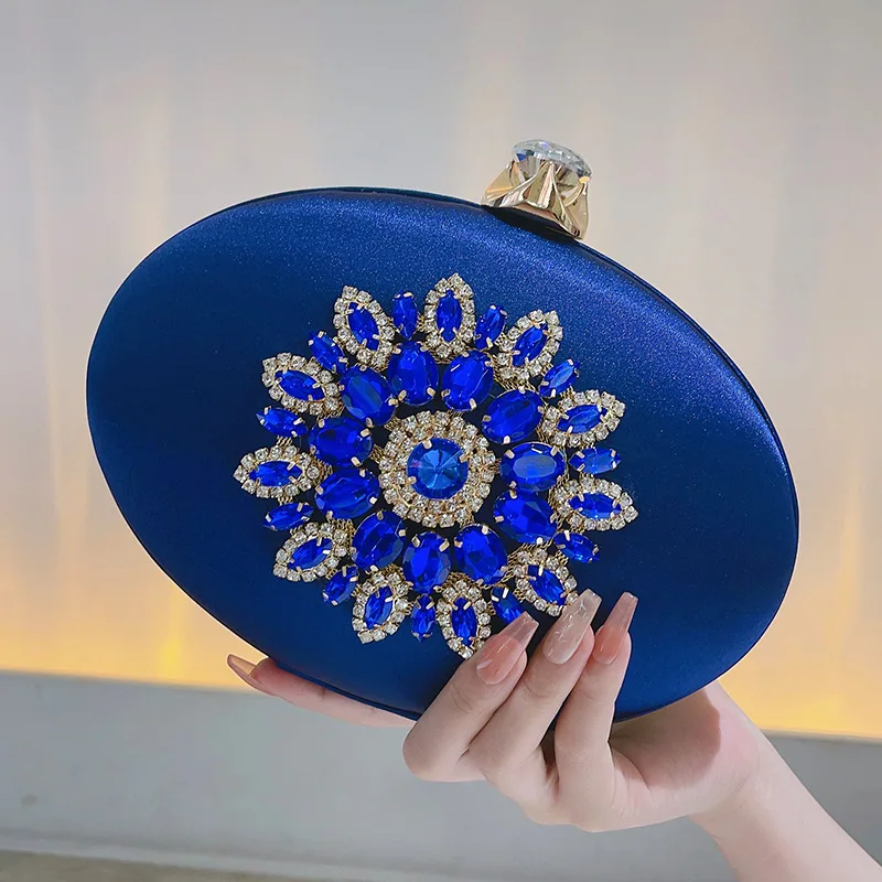 

Luxury Satin Sunflower Hand-Held Dinner Bag For Women Diamond Studded European American Style Round Party Dress Accessory