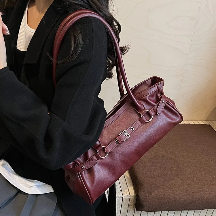 

2025 Autumn Winter Waxed Leather Shoulder Bag, Luxe Crossbody Purse for Women, Spacious Commuter Tote Versatile Day to Night Bag