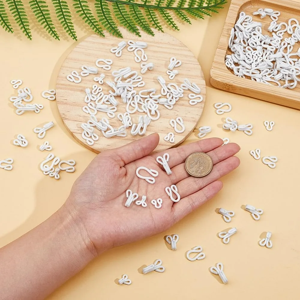 80Pcs 4 Sizes Covered Sewing Hooks and Eye Closure White Sewing Hidden Hook for Clothing Bra Thick Leather deep Pile Fabrics