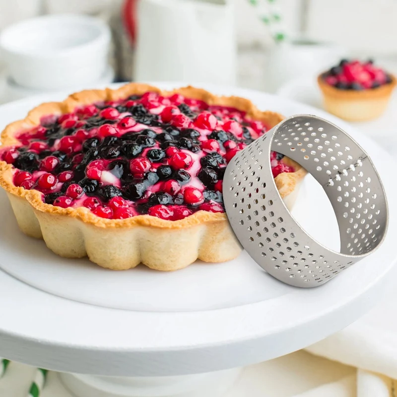 10Pcs 4.5cm Round Stainless Perforated Seamless Tart Ring Quiche Ring Tart Pan Pie Tart Ring with Hole Tart Shell Ring