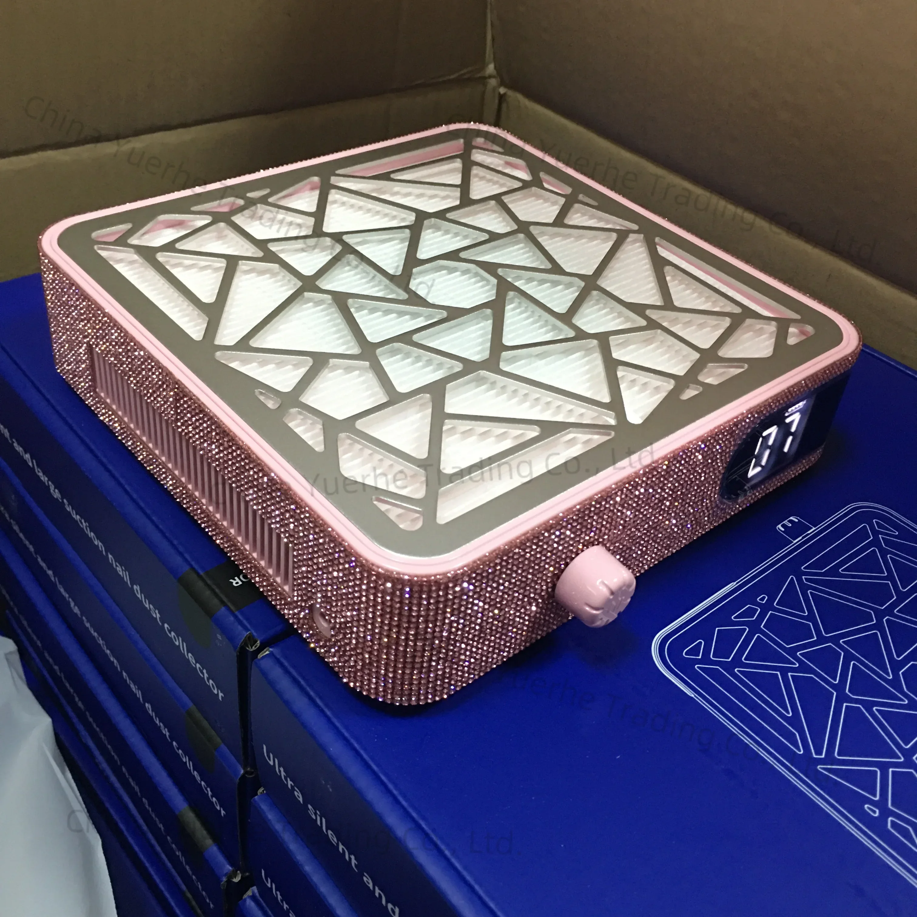 

Strong Suction Low Noise Nail Art Vacuum Cleaner 3500RPM Table Rechargeable Nail Dust Collector With Rhinestones / Nails Tools .