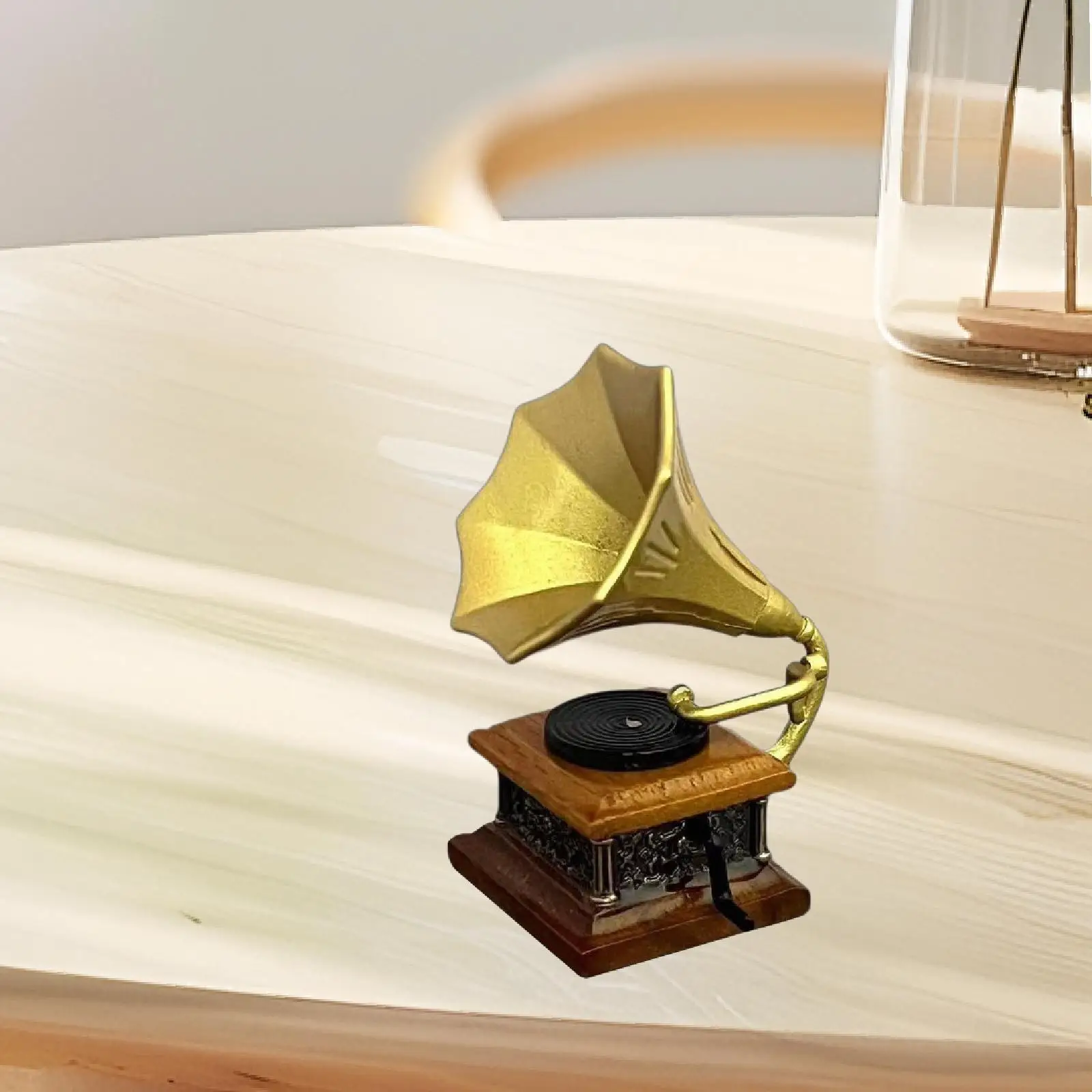 Casa delle bambole Grammofono Scala 1:12 Scena Micro Paesaggio Decorazione realistica per bambole Giochi di finzione per cucina Teatable Soggiorno