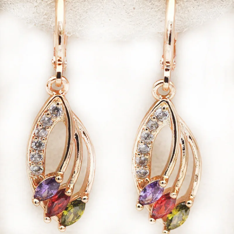 Fashion Gold Color Peridot Leaf Dangle Hollow Earrings for Women Bridal Wedding Earrings Accessories Jewelry