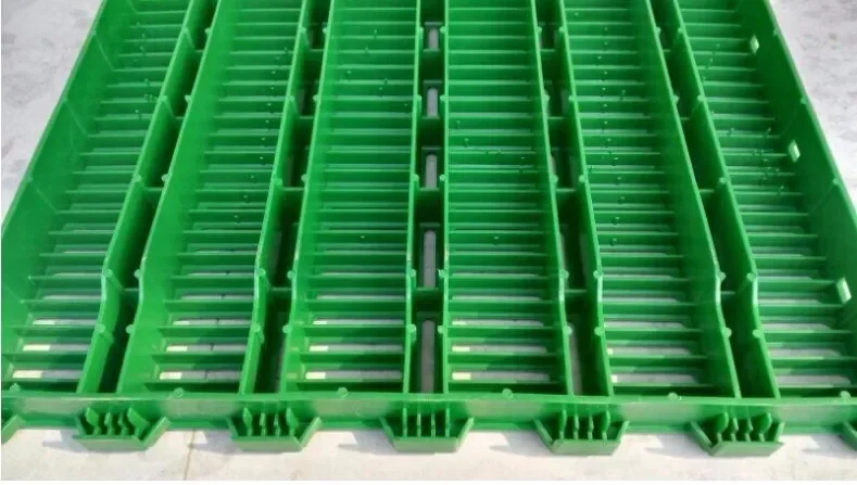 Animal Husbandry Piggery Equipment Pig Plastic Slat Floor For Pig Sheep Farming 20pcs