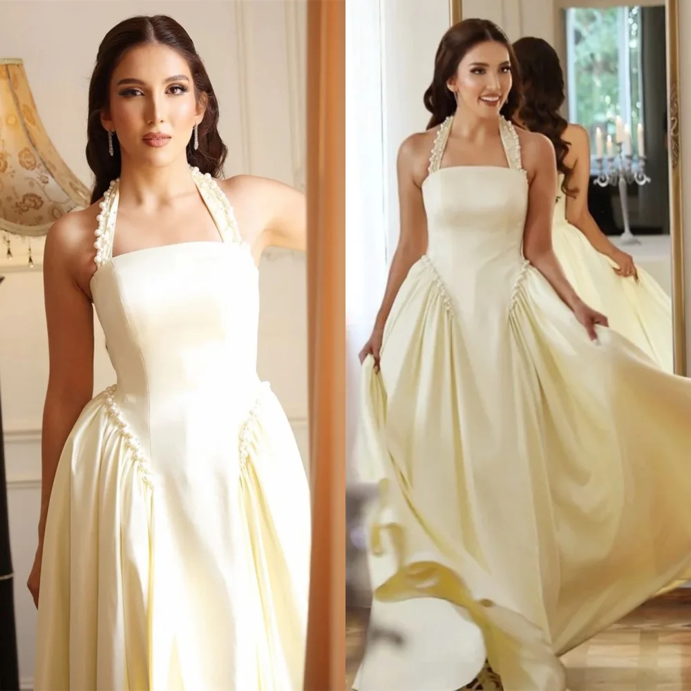 

Customized Soft Yellow Satin Evening Dress Exquisite Halter Sleeveless Homecoming Dresses Temperament Special Occasion Gowns