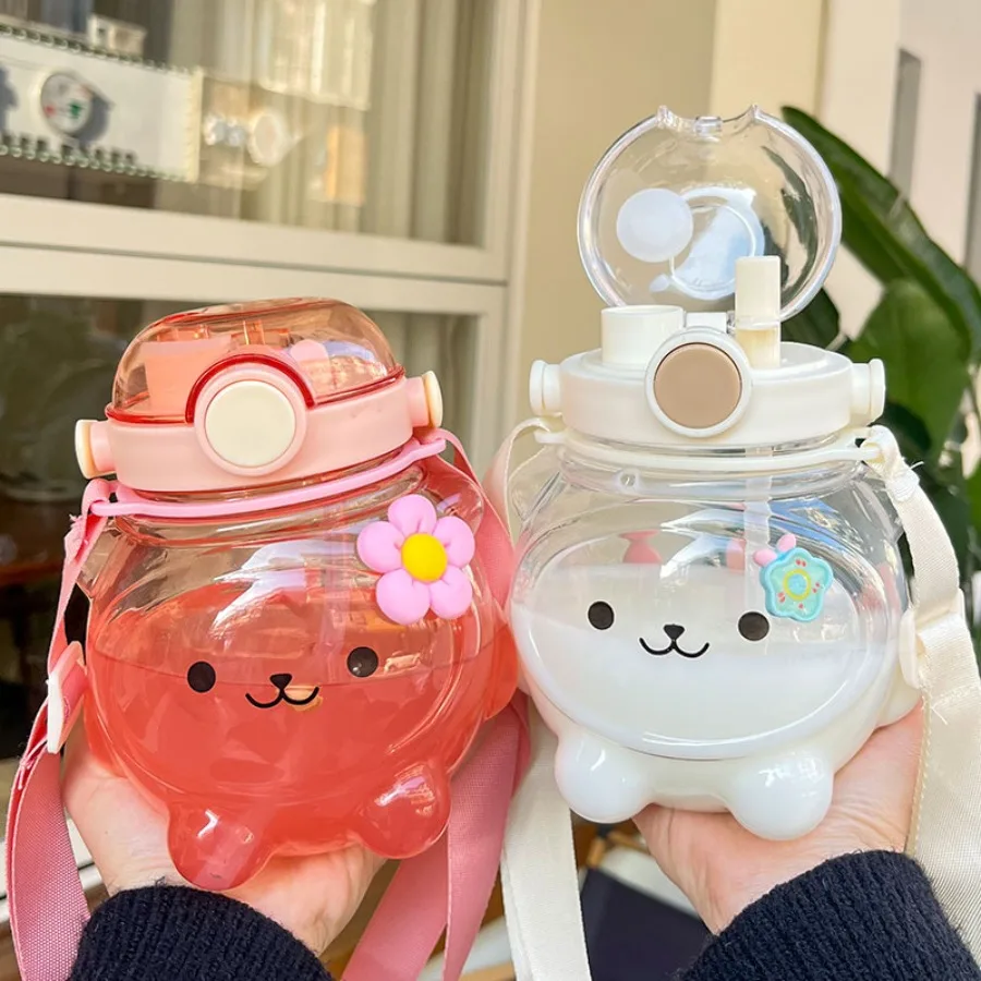 

Cartoon bear plastic portable handheld water cup, cute summer large-capacity water bottle, children's backpack straw cup