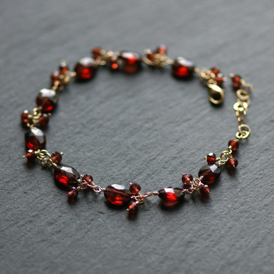 14K Gold Filled Garnet Bracelet Handmade Garnet Bracelet Dainty Tarnish Resistant Jewelry Gift for Women
