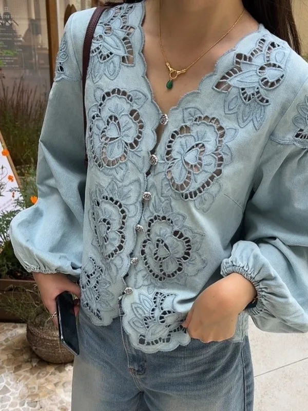 

Ретро-рубашка с вышивкой и V-образным вырезом, с рукавами-фонариками, женская модная весенняя рубашка в корейском стиле, элегантный топ с индивидуальным дизайном