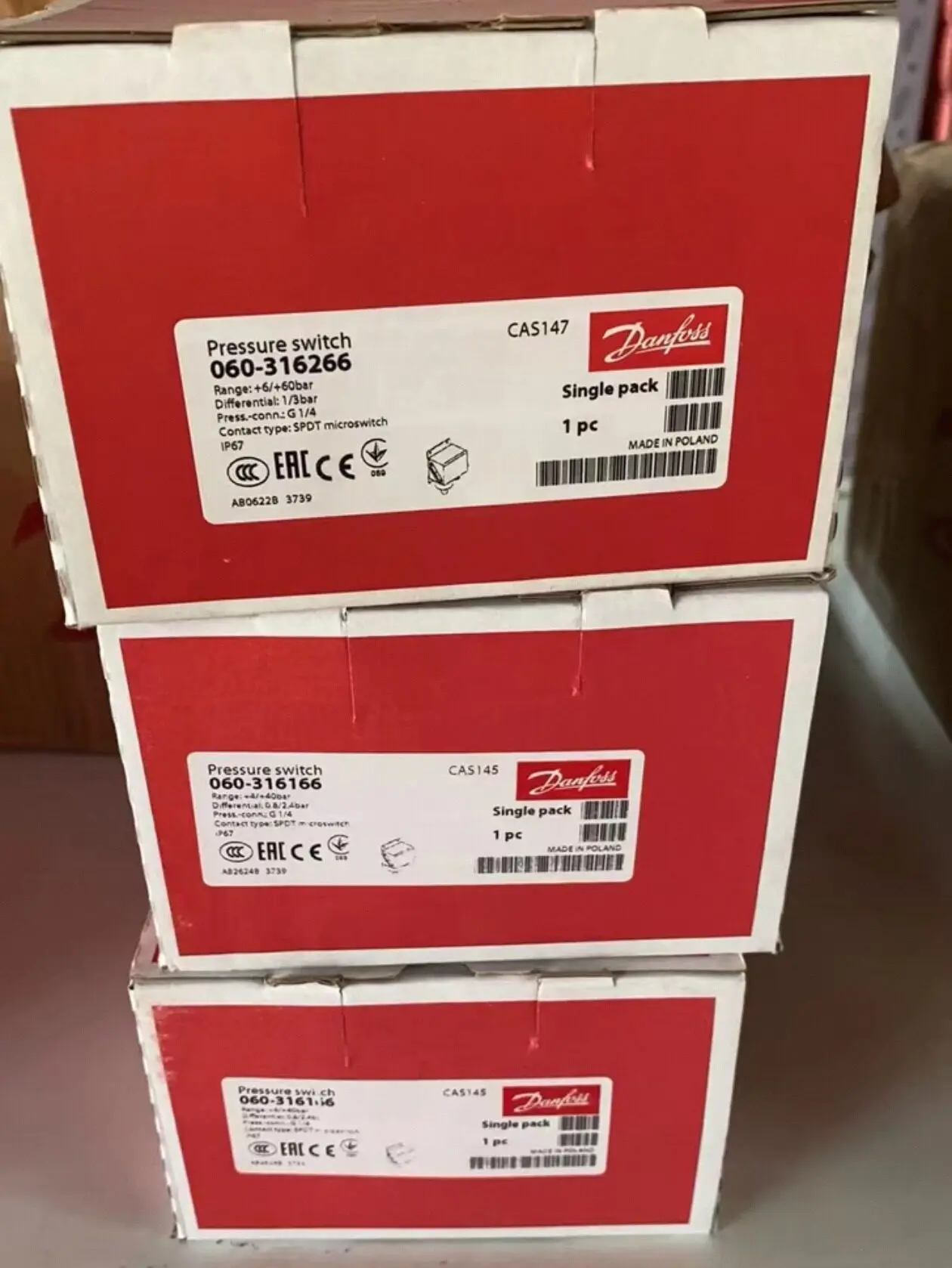 

Model 060-316266 New Danfoss Pressure Switchin stock