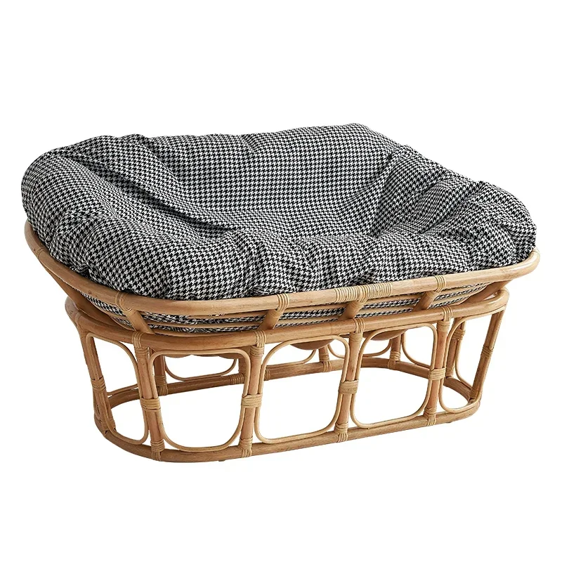 

Кровать и завтрак, балкон, стул из ротанга, натуральный ротанг, лежачий ленивый диван, досуг, маленькая квартира, дом