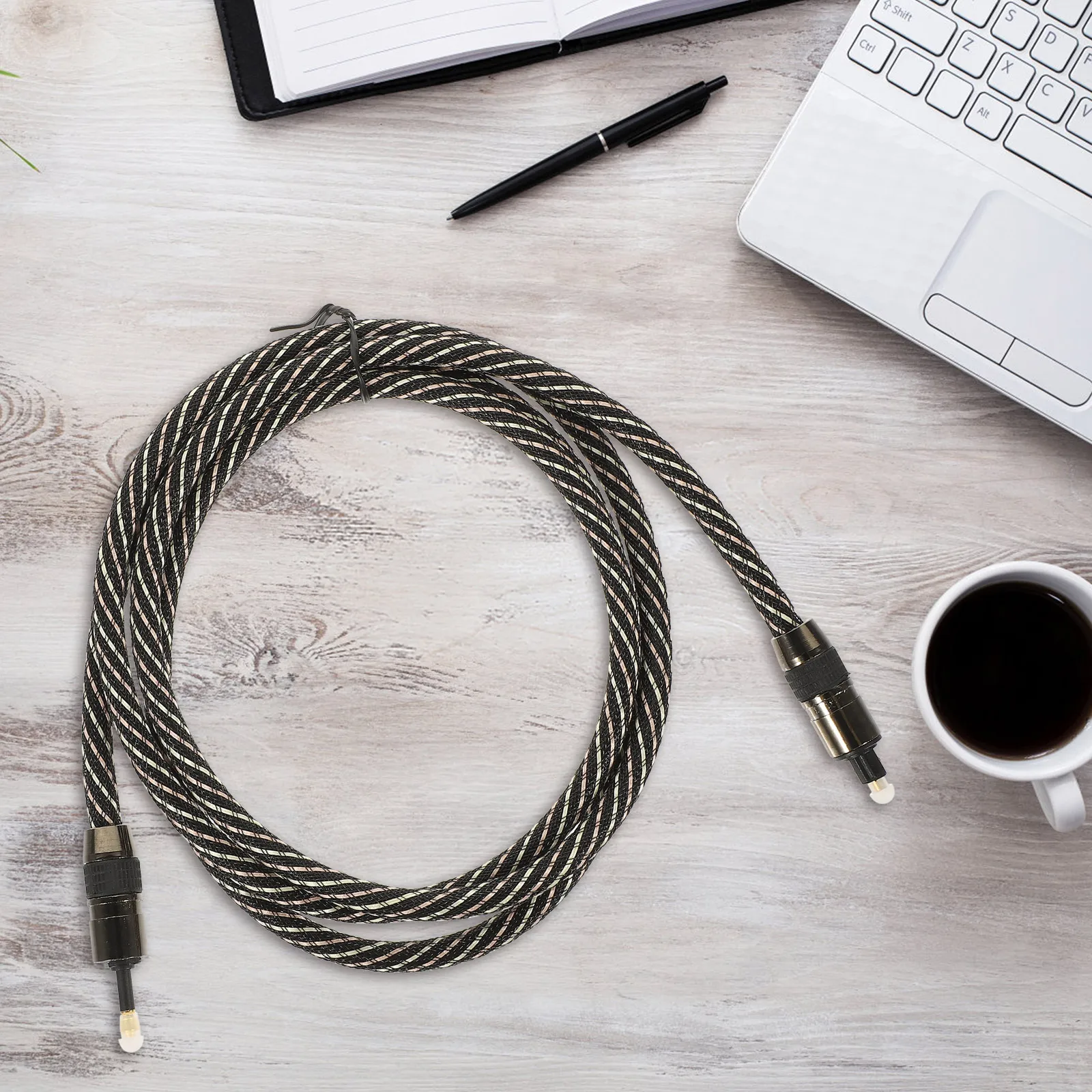 

Premium Optical Audio Cable 250Mb/s for Sound Bar Strong Signal Male to Male PVC