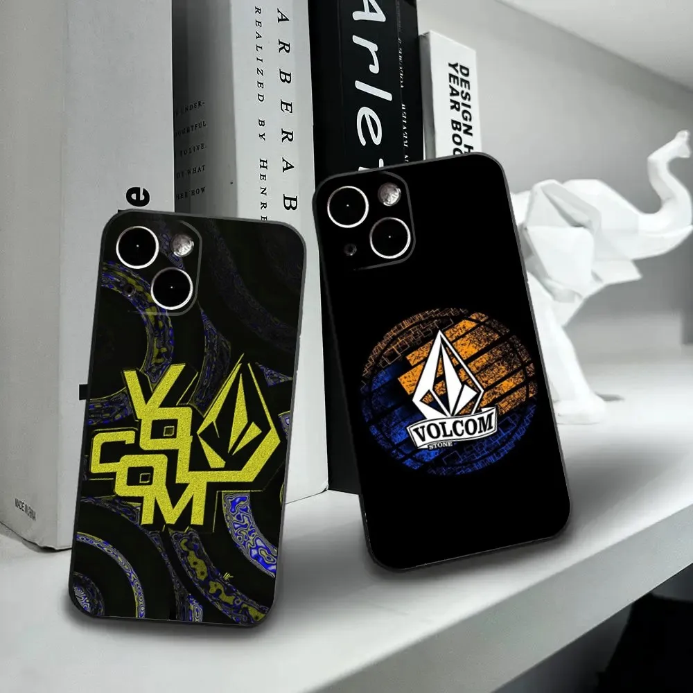 L-Luxury V-VOLCOM-S Sport Style Phone Case For iPhone16,15,14,13,12 Mini 11 Pro XR,X,XS,MAX 7,8 Plus Silicone Cover Soft Black