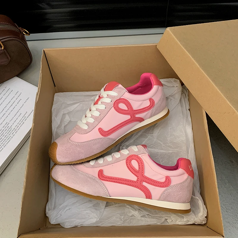 

Fashion Pink Ladies Designer Shoes Lightweight Lace-Up Women's Vulcanize Shoes Low Top Casual Sneakers Woman zapatillas de mujer