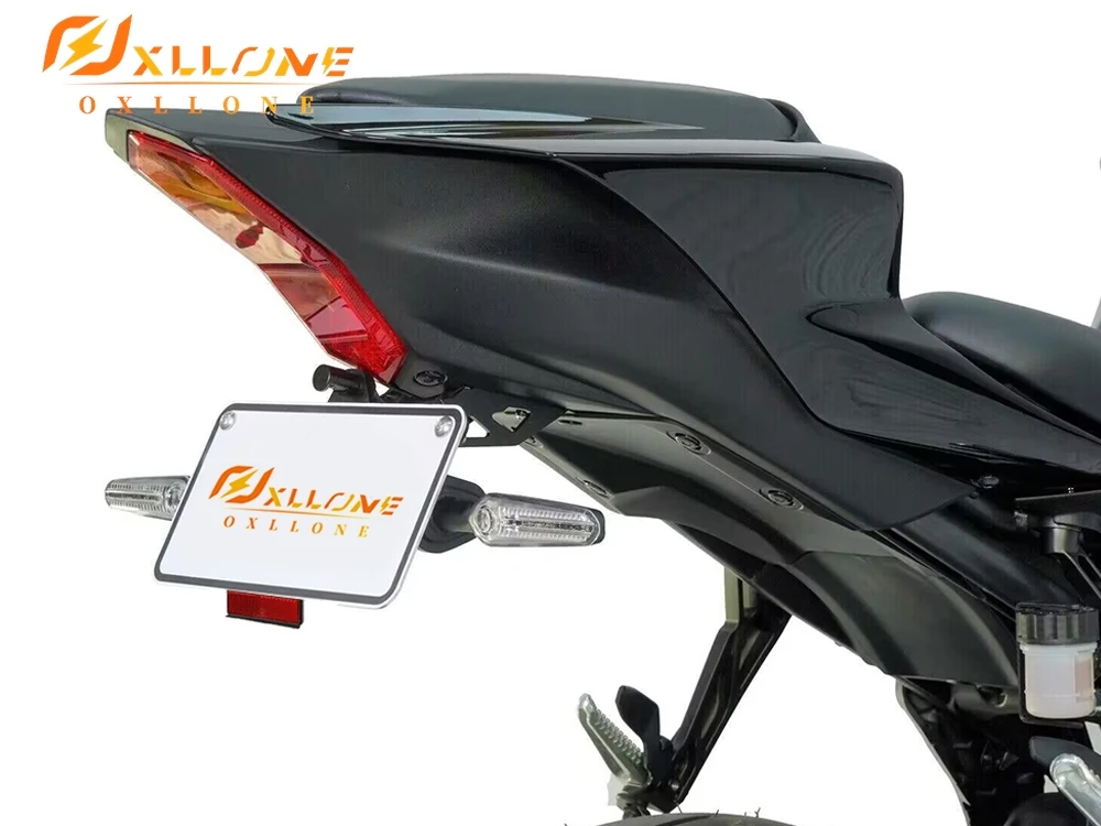 For SUZUKI GSXR 125 / 150 / 600 / 750 / 1000 GSX-R Rear Plate License Holder Parts Extend Tail Reflector Motorcycle Accessories