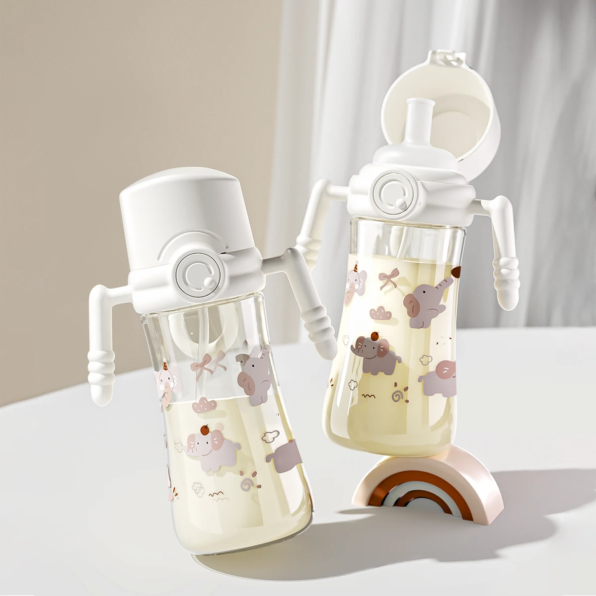 

PP Straw Training Cup with Flip Lid, Baby Drinking Bottle, Dual Function Sippy and Water Cup for Infants