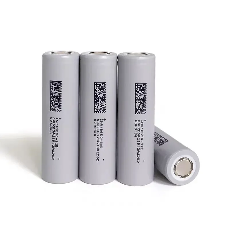 100% true capacity 18650-32E 3.7V 3200mAh flat top lithium-ion rechargeable battery suitable for most 3.7V electronic products