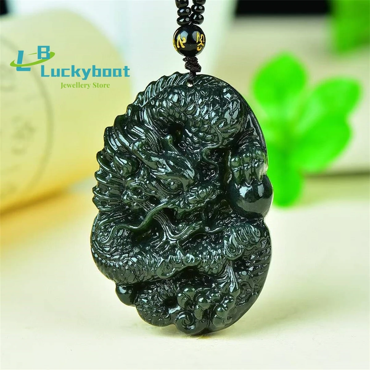 

Natural Hetian Qingyu Longxing Tianxia Pendant is Simple Personalized Fashionable Exquisite and Versatile for Men and Women