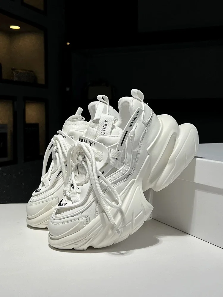 10 12 14 سنتيمتر النساء أحذية رياضية مكتنزة عادية الأبيض الداخلية عالية الكعب أبي أحذية فاخرة مصمم العلامة التجارية منصة الموضة ربيع 2025