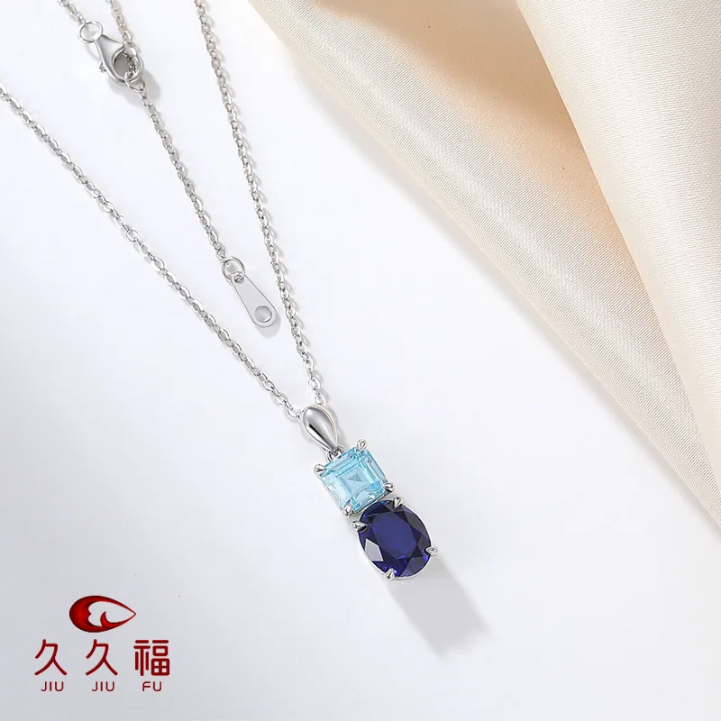 Stylish Blue Diamond Pendant Necklace for Women, PT950 Platinum Inlaid 2 Carat Moissanite, suitable for daily fashion matching.