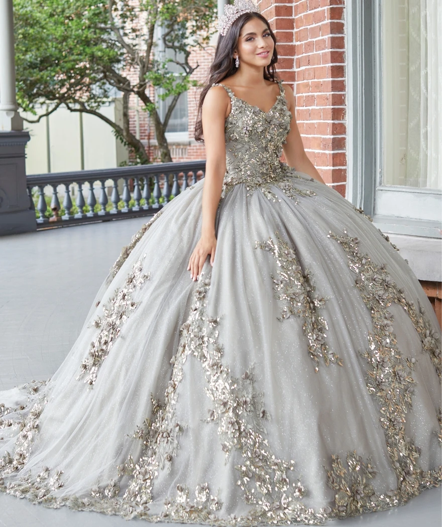 

Customized Pink Quinceanera Dresses Spaghetti Cap Lace Sequins Appliques Ball Gown Beading Vestido De 15 Anos YQD168