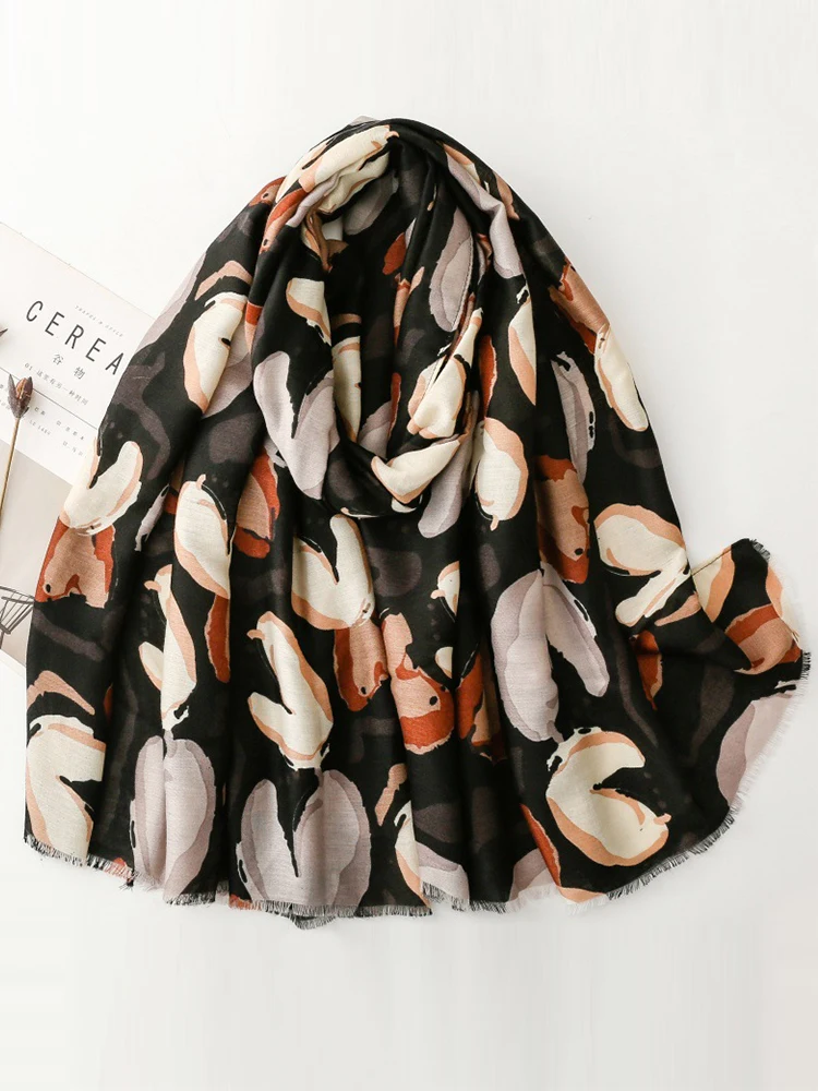 Elegante Frauen Baumwolle Leinen Seide Schal Wrap Schal Retro Floral Print Sonnencreme Bandanas Hijab Mujer Boho Schal Pareo Casual Neue