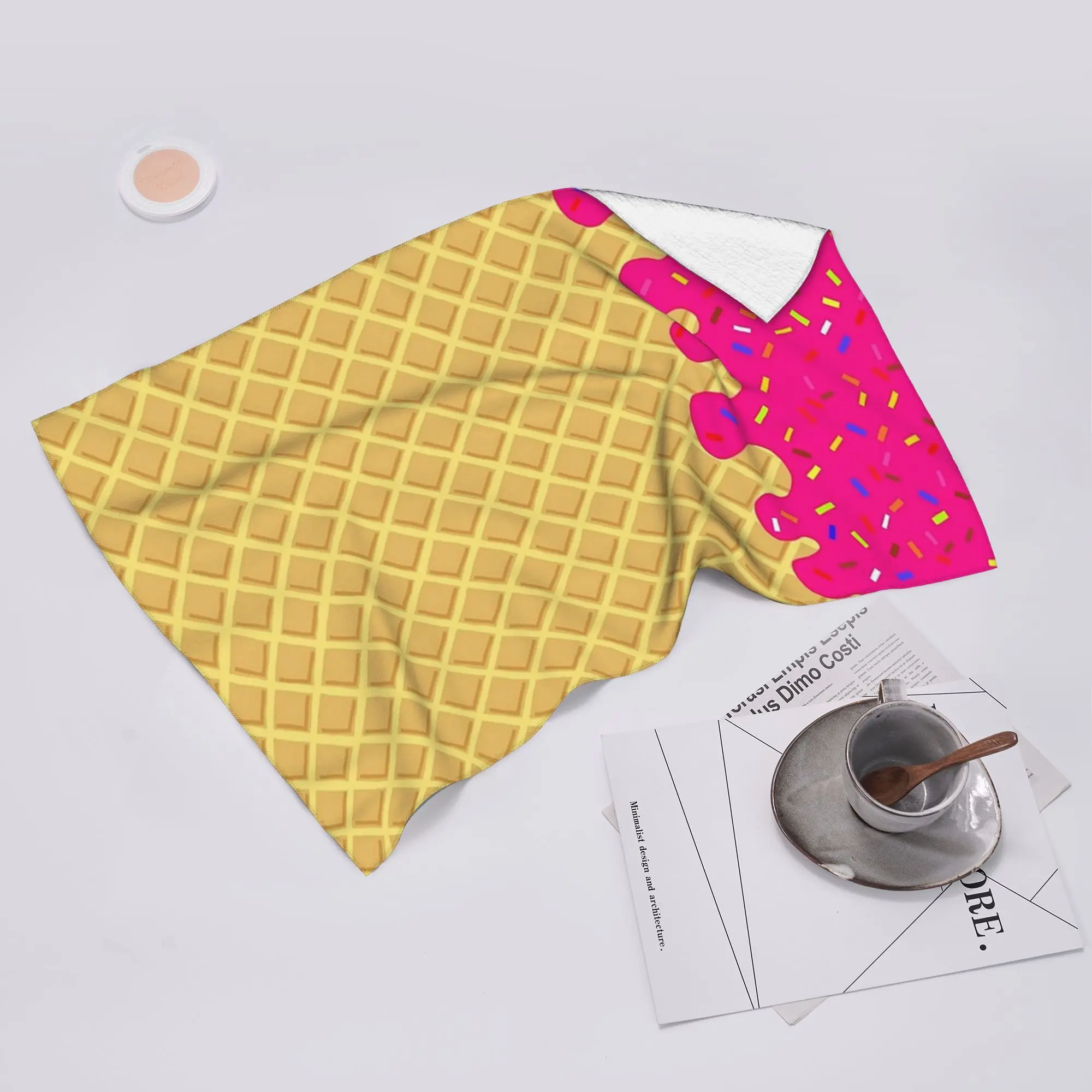 Toalha de Rosto Personalizada de Algodão com Estampa de Sorvete de Morango e Casquinha, de Secagem Rápida, para Piscina e Banho, Super Absorvente