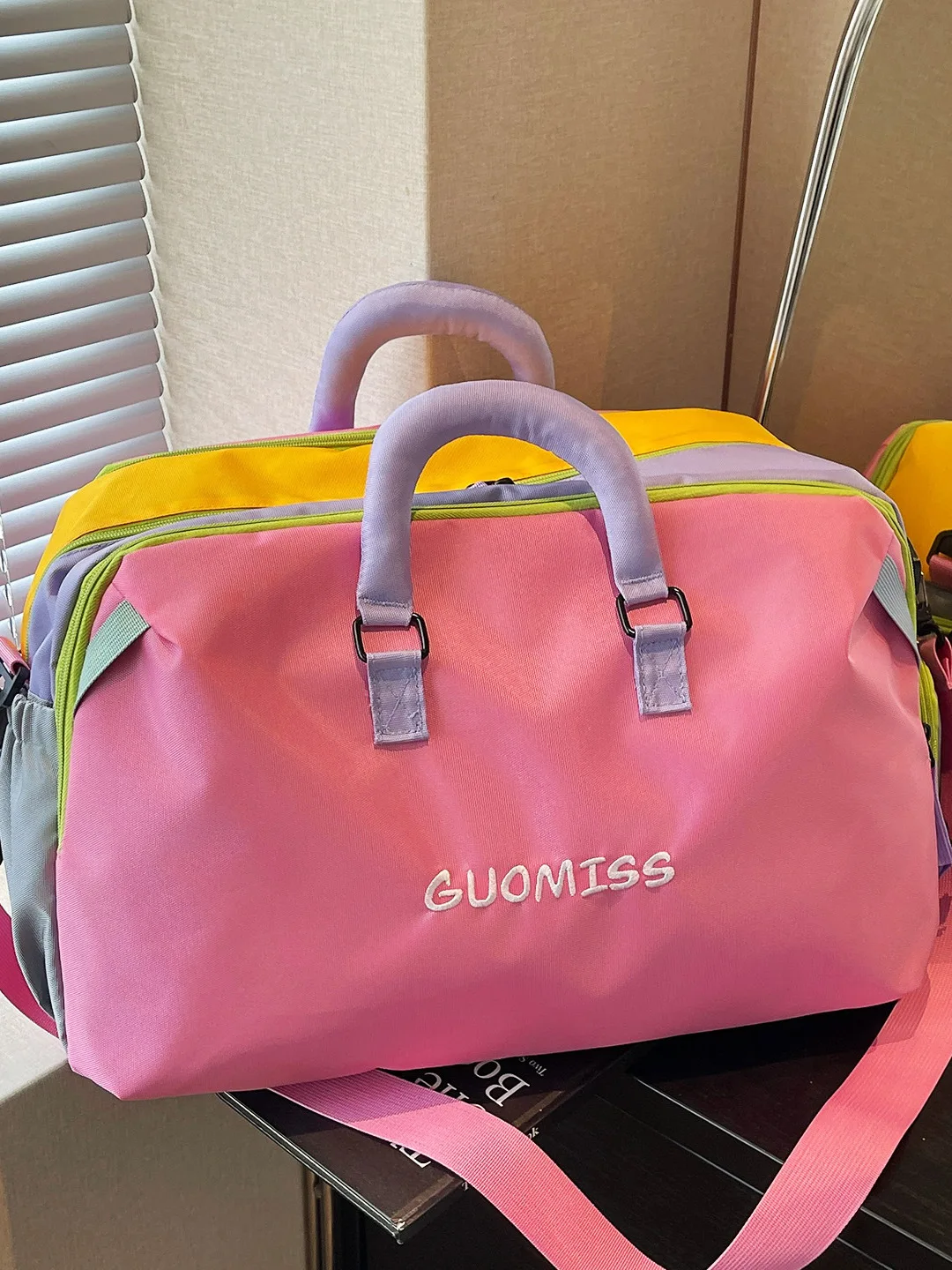dopamine-color-block-yoga-fitness-bag-large-capacity-lightweight-handheld-travel-storage-bag-women's-multi-functional-yoga-bag