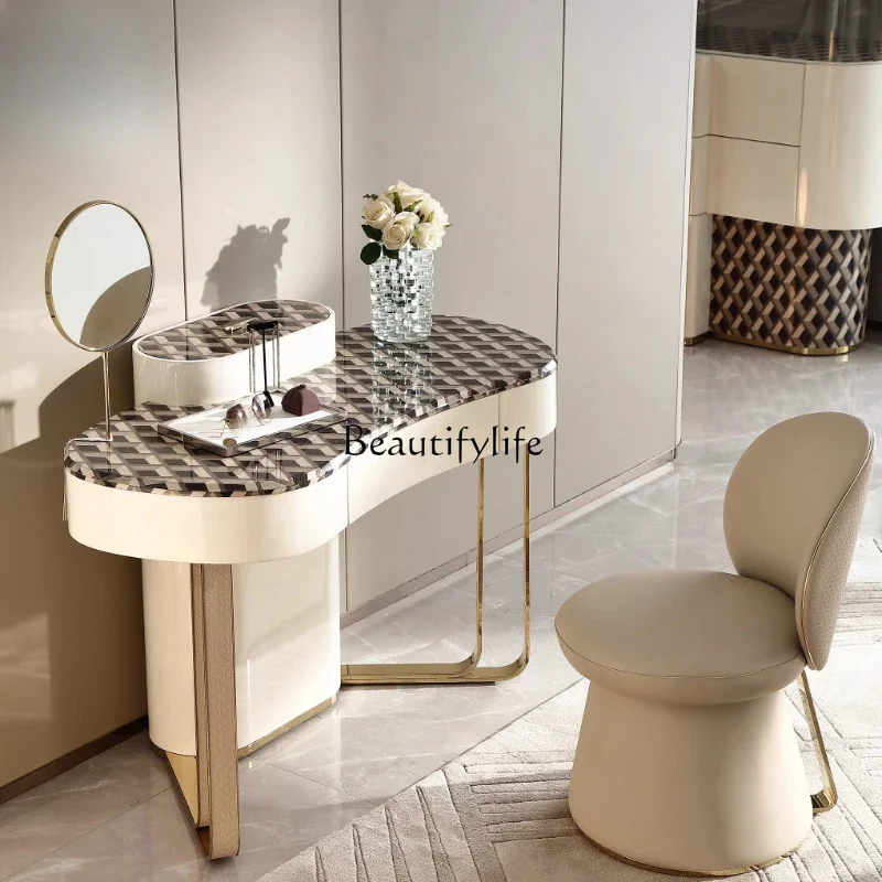 04lsItalian high-luxury master bedroom dressing table modern high-end villa bedroom side dressing table
