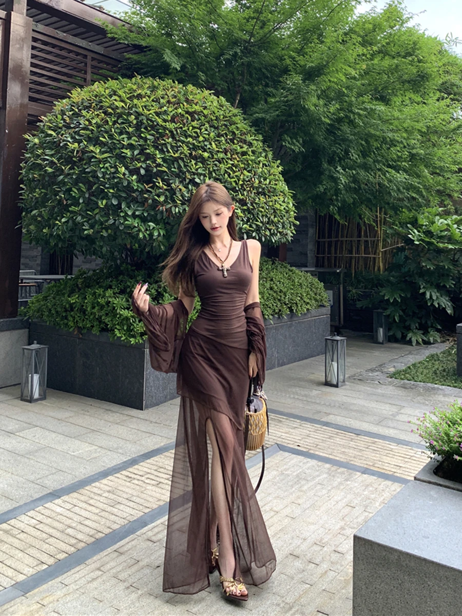 

Повседневный кружевной комплект из двух предметов без рукавов: женский весенний модный кардиган с V-образным вырезом для защиты от солнца и юбка с высокой талией