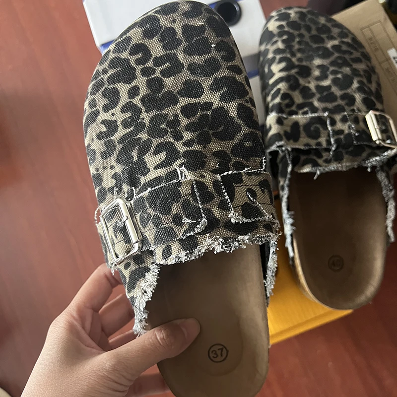 2024 Spring Classic Women\'s Closed Toe Cork Sandals Slippers Ladies Leopard Cork Slippers Camo Mule Clogs Shoes Flats Hot Sale