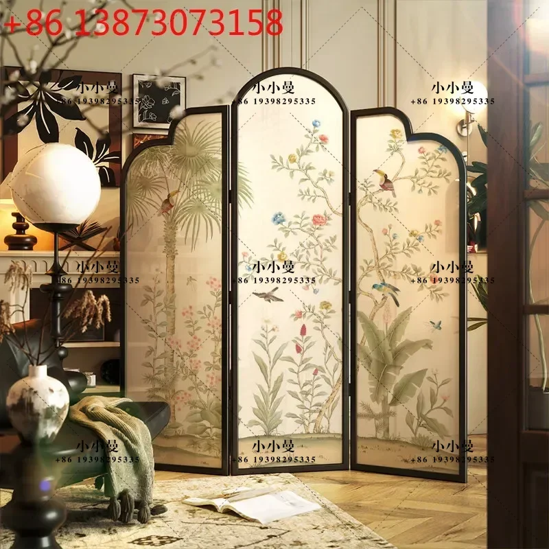 French-style movable facing the entrance hall with vintage-style furniture folding screen