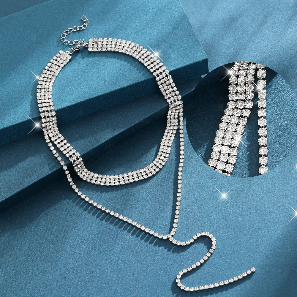 

Zircon water drop necklace, a high-end neck strap, a multi-functional and elegant accessory