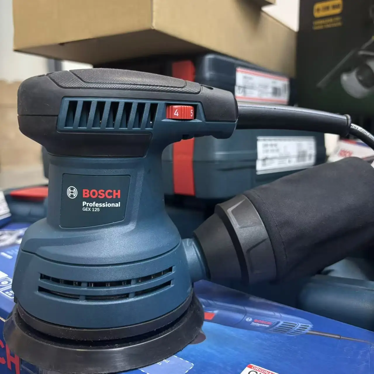 Bosch GEX125 280W Orbital Sander 125mm Variable Speed Dustless Sanding Machine for Wood Wall Automotive