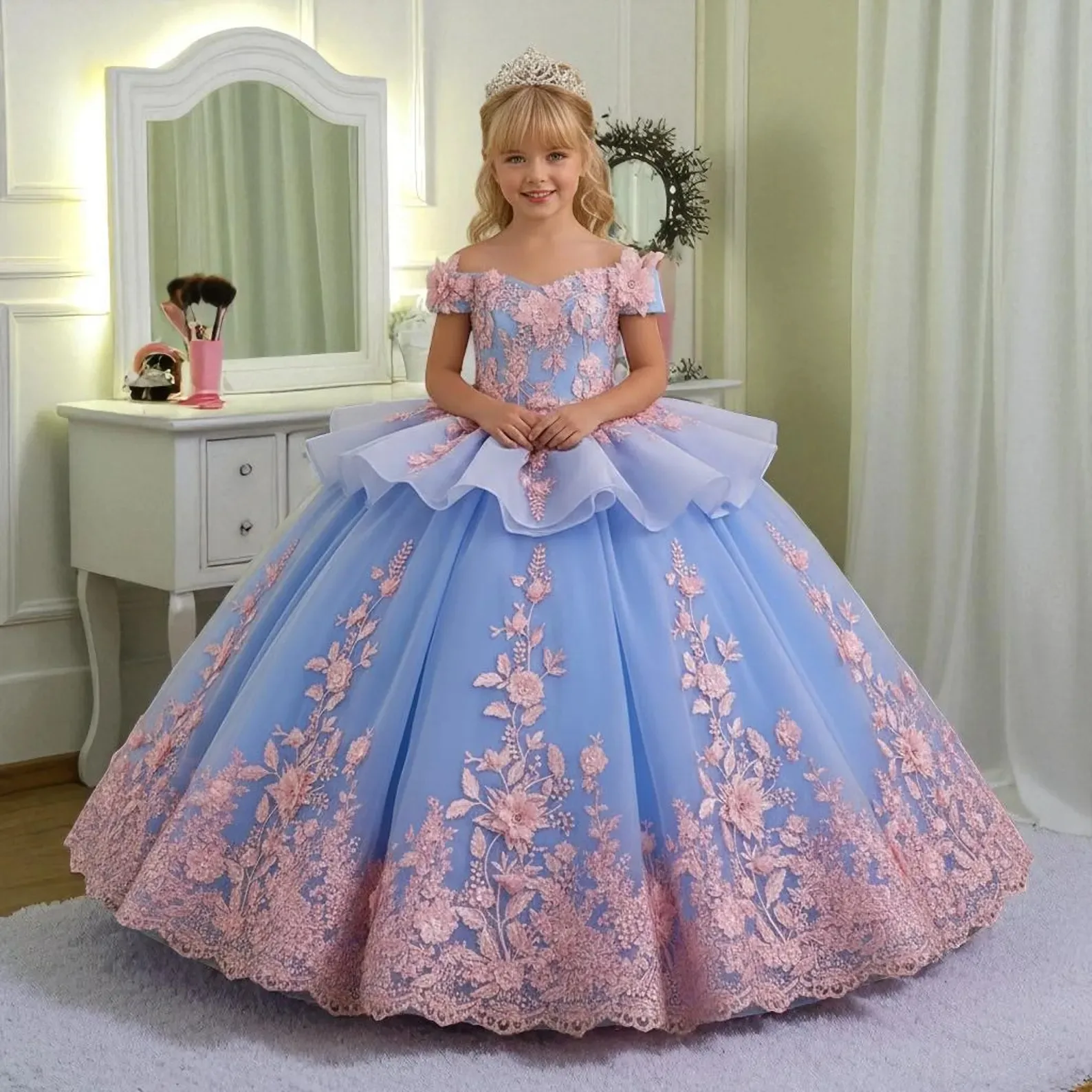 Gestuftes Blumenmädchenkleid aus Tüll für Hochzeiten, schulterfreies Ballkleid mit Applikationen, Geburtstagskleid 2026, Erstkommunionkleid nach Maß – Detail 6