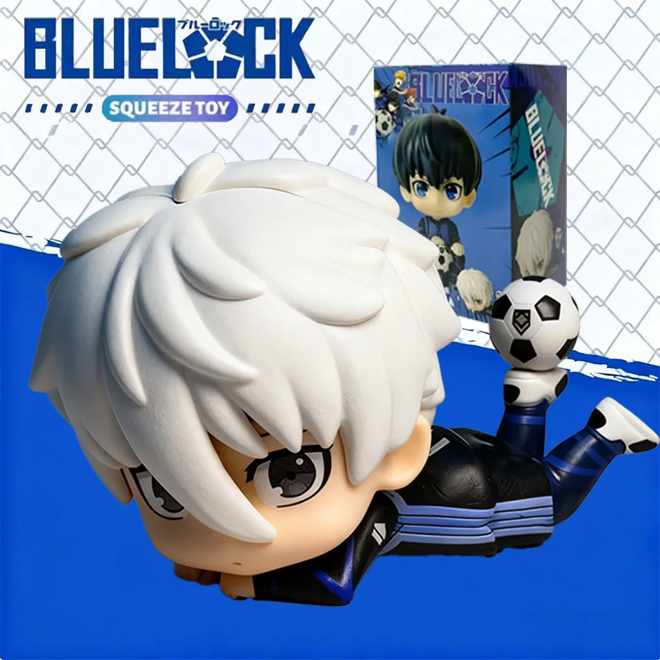 Anime lindo Nagi Yisagi Isagi Yoichi figura de acción sentada muñeca de PVC modelo de mesa periférico de animé juguetes creativos regalos