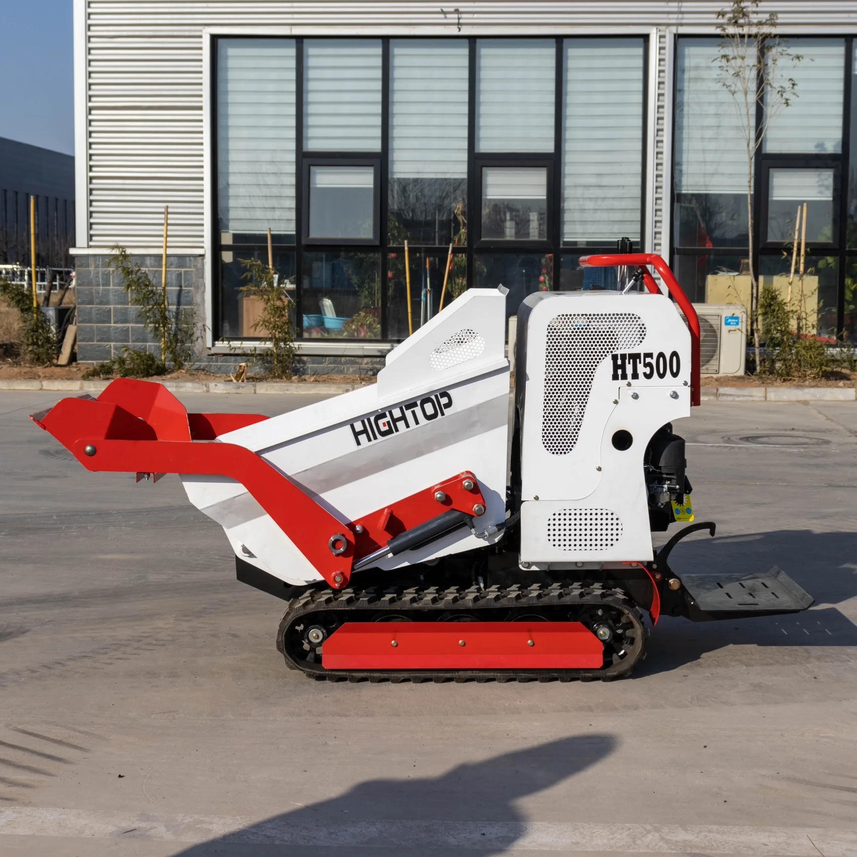 Motor Powered Mini Wheelbarrow Construction Mini Dumper 500 Kg Track Dumper
