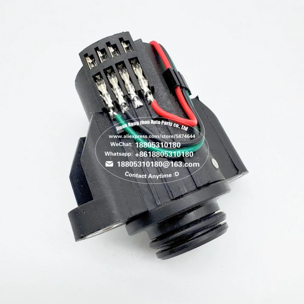 Urea pressure and temperature sensor suitable for Mercedes Benz truck urea dosing device.A0001405339-1,A0001403939-1,A0001405439